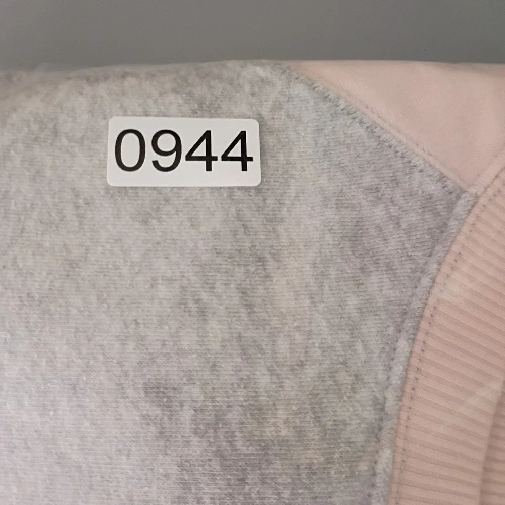 American Eagle Ahh-mazingly Soft Colorblock Raglan Sweatshirt Gray Pink Medium - Picture 14 of 14